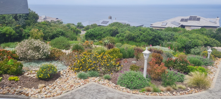 3 Bedroom Property for Sale in Village On Sea Western Cape